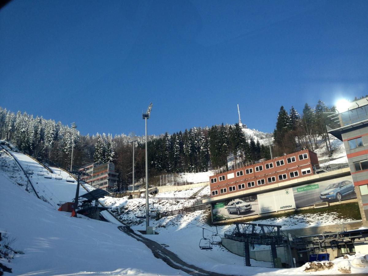 Hotel Mustek Liberec Luaran gambar