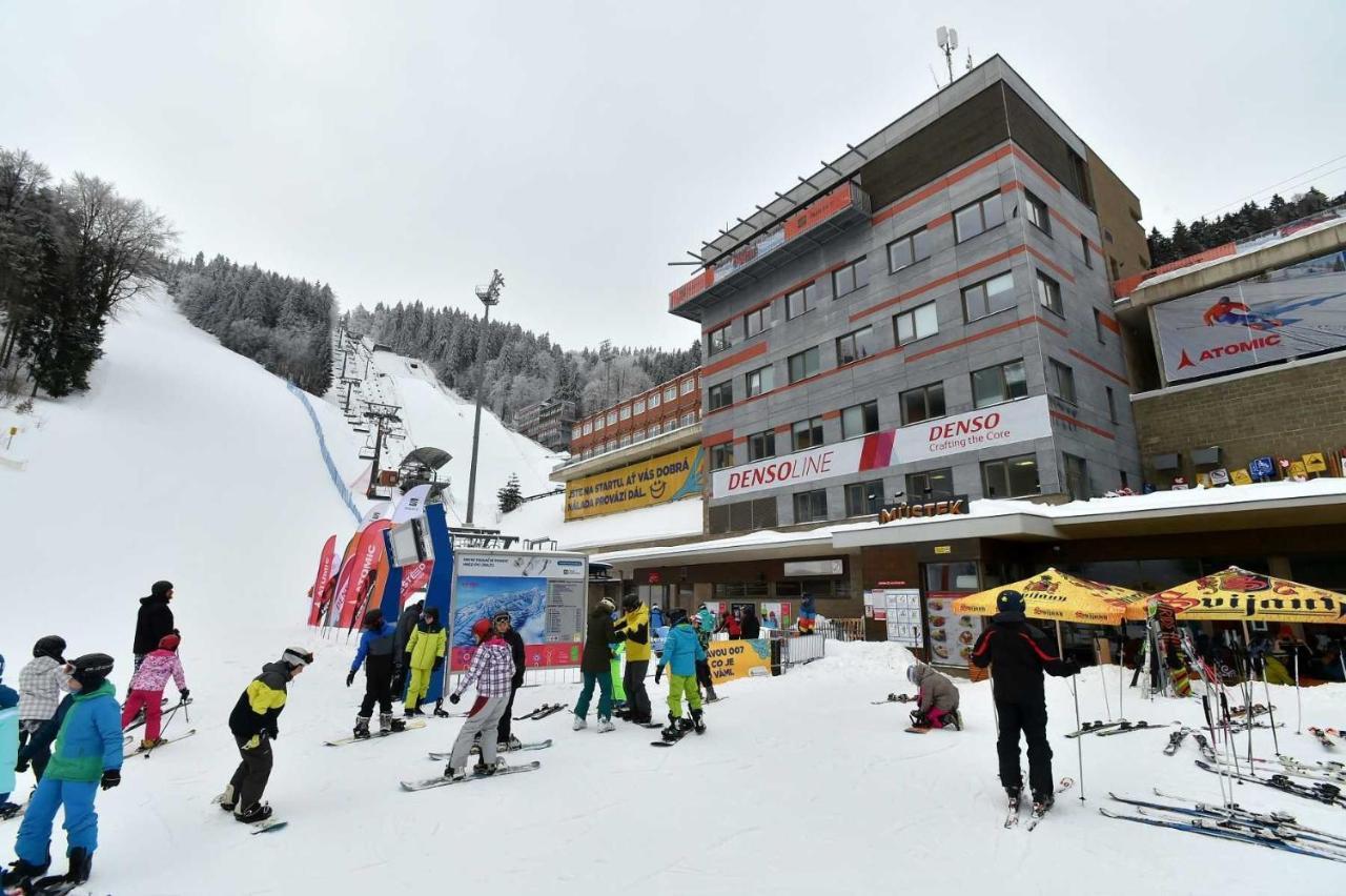 Hotel Mustek Liberec Luaran gambar